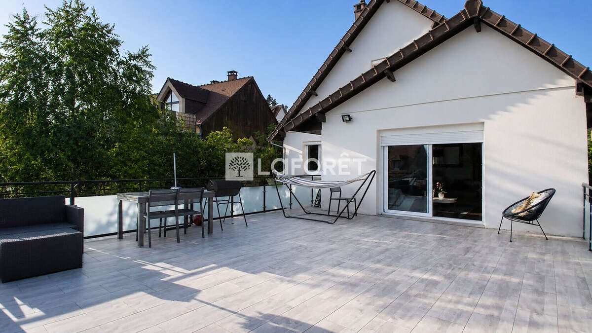 Maison familiale d'environ 150 m² avec fort potentiel à Linas - photo 3