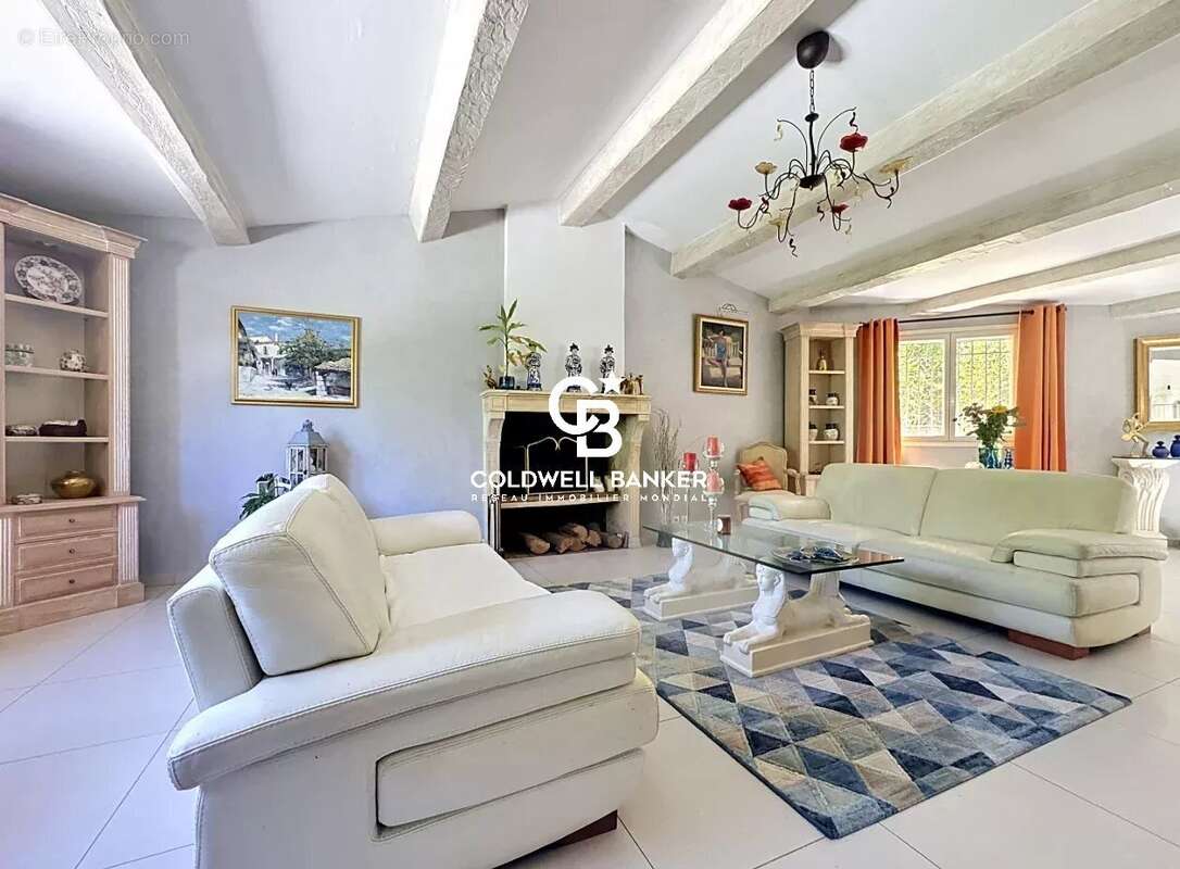 Maison à ROQUEBRUNE-SUR-ARGENS
