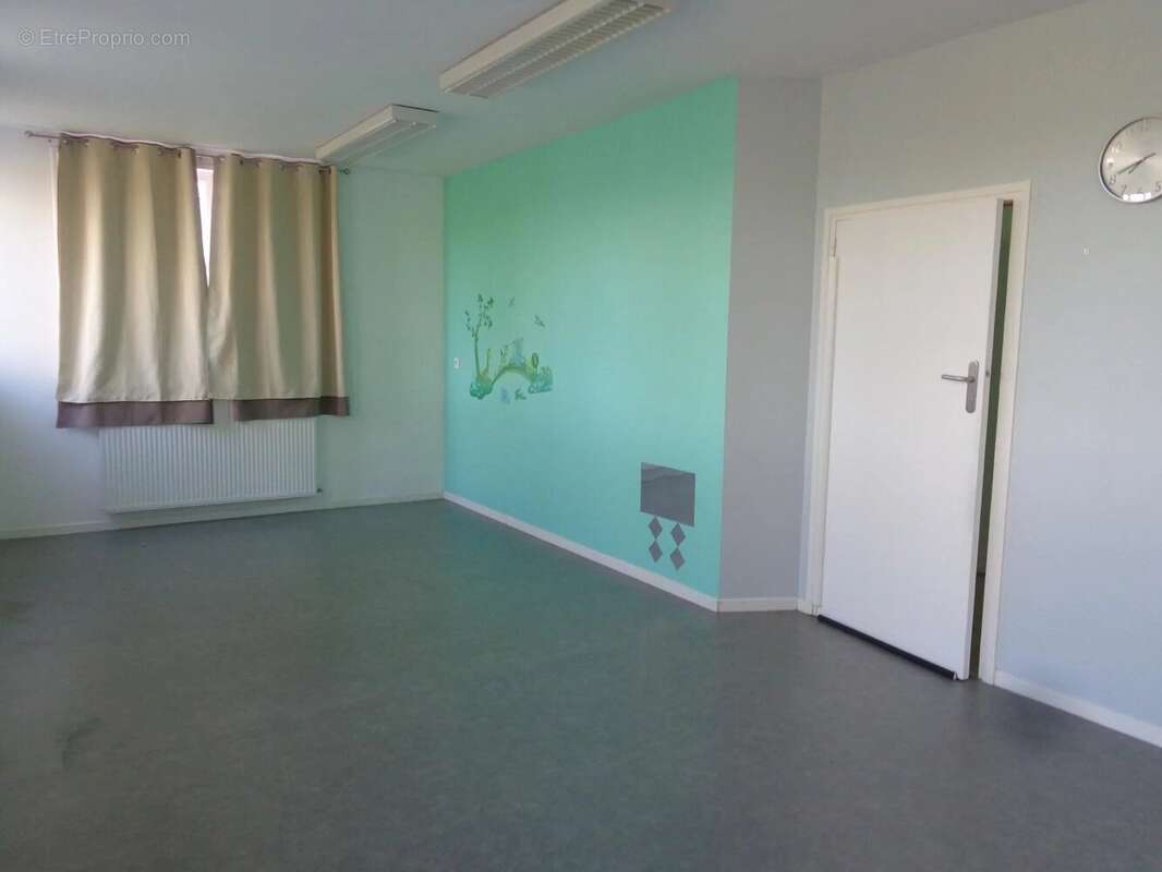 Appartement à SAINT-JUST-D'AVRAY