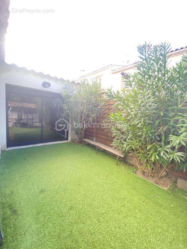 Maison à SAINT-CANNAT