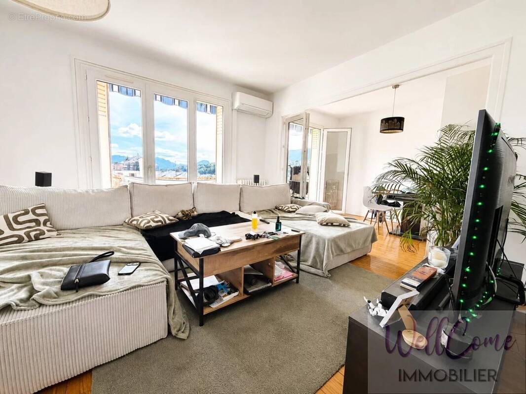 Appartement à AIX-LES-BAINS
