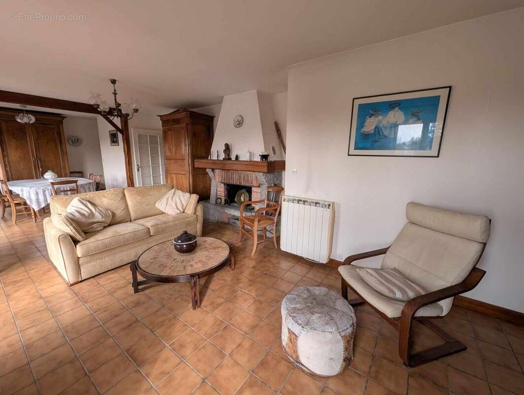 Photo 3 - Maison à VOUILLE