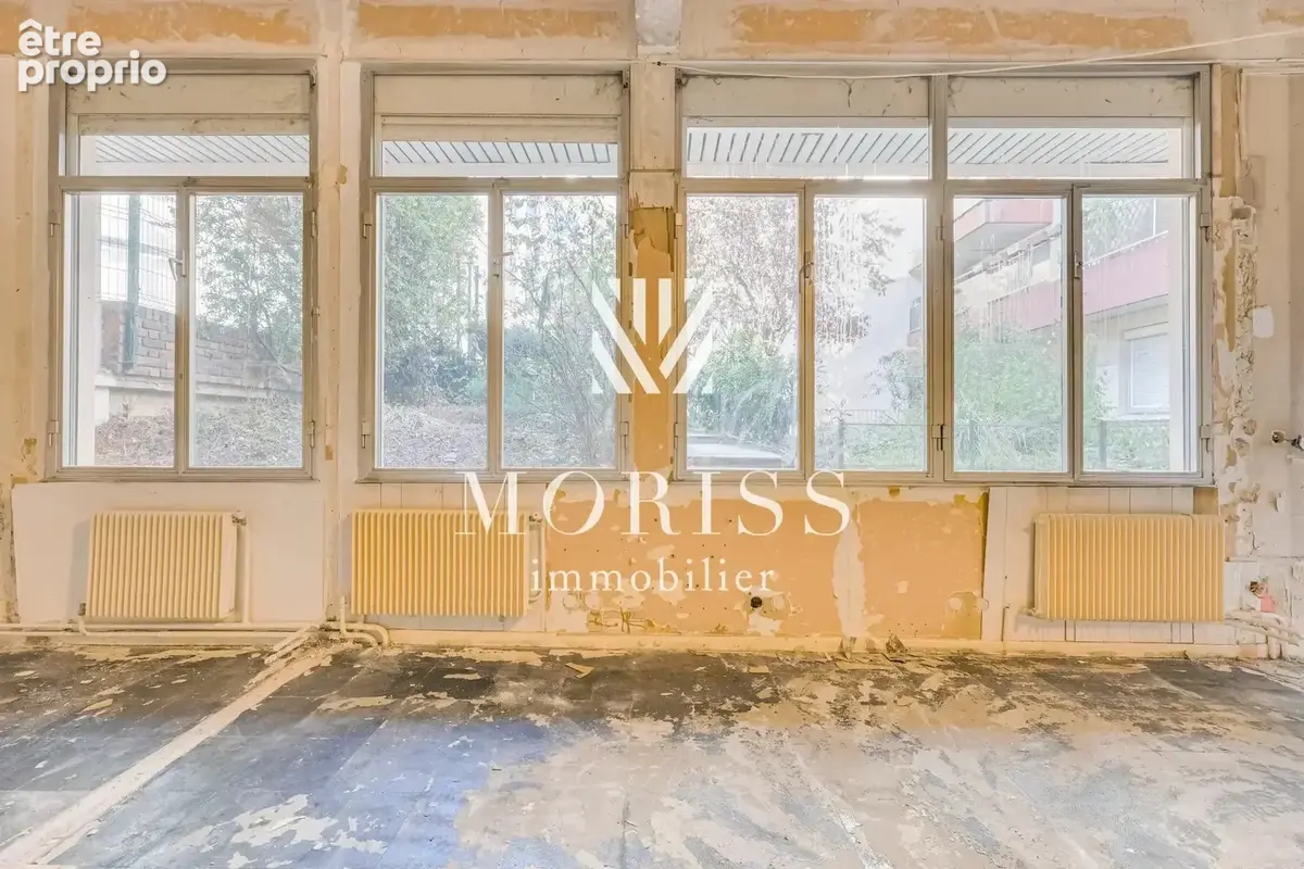 Local commercial de 280 m² – Rue Duhesme – Fort potentiel - photo 5