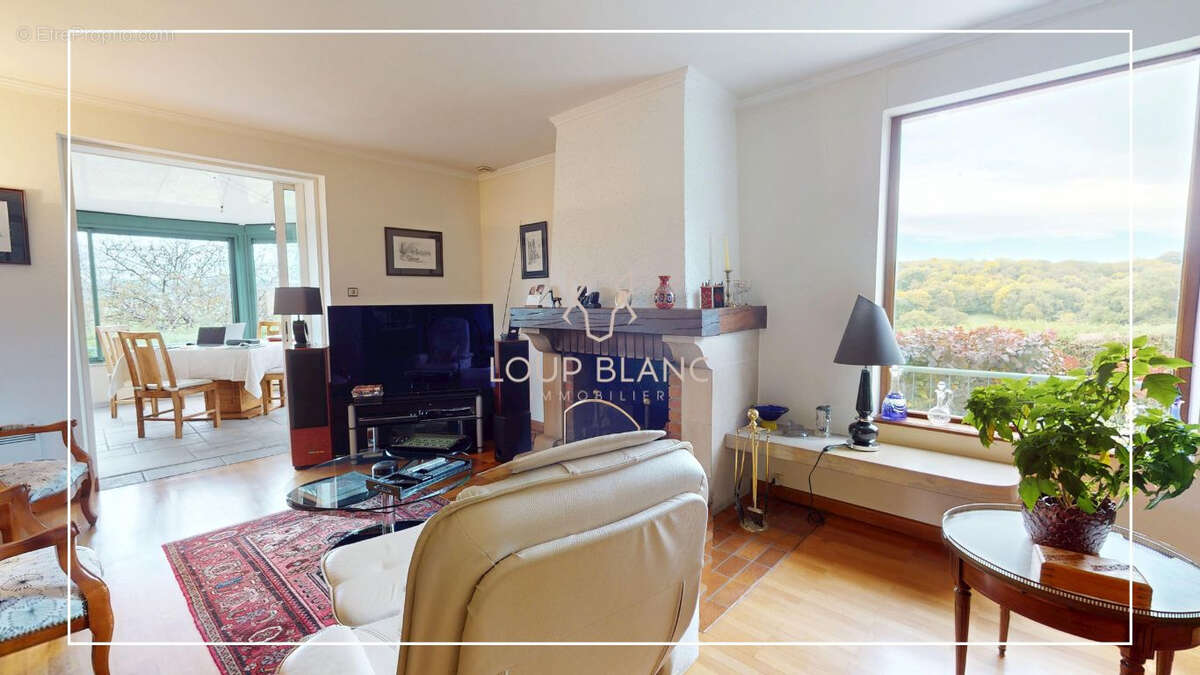 Maison à ECHENANS-SOUS-MONT-VAUDOIS