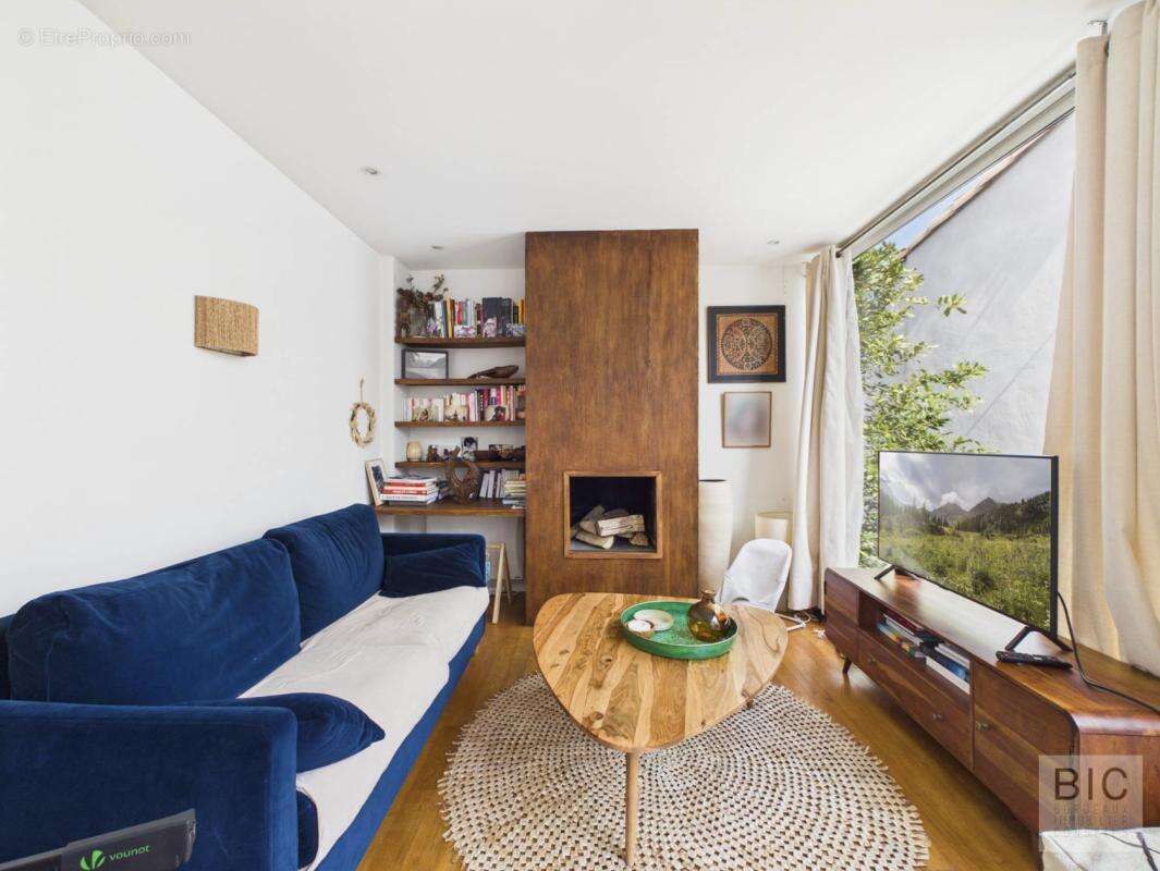 A vendre duplex de 75 m2 avec terrasse - photo 2