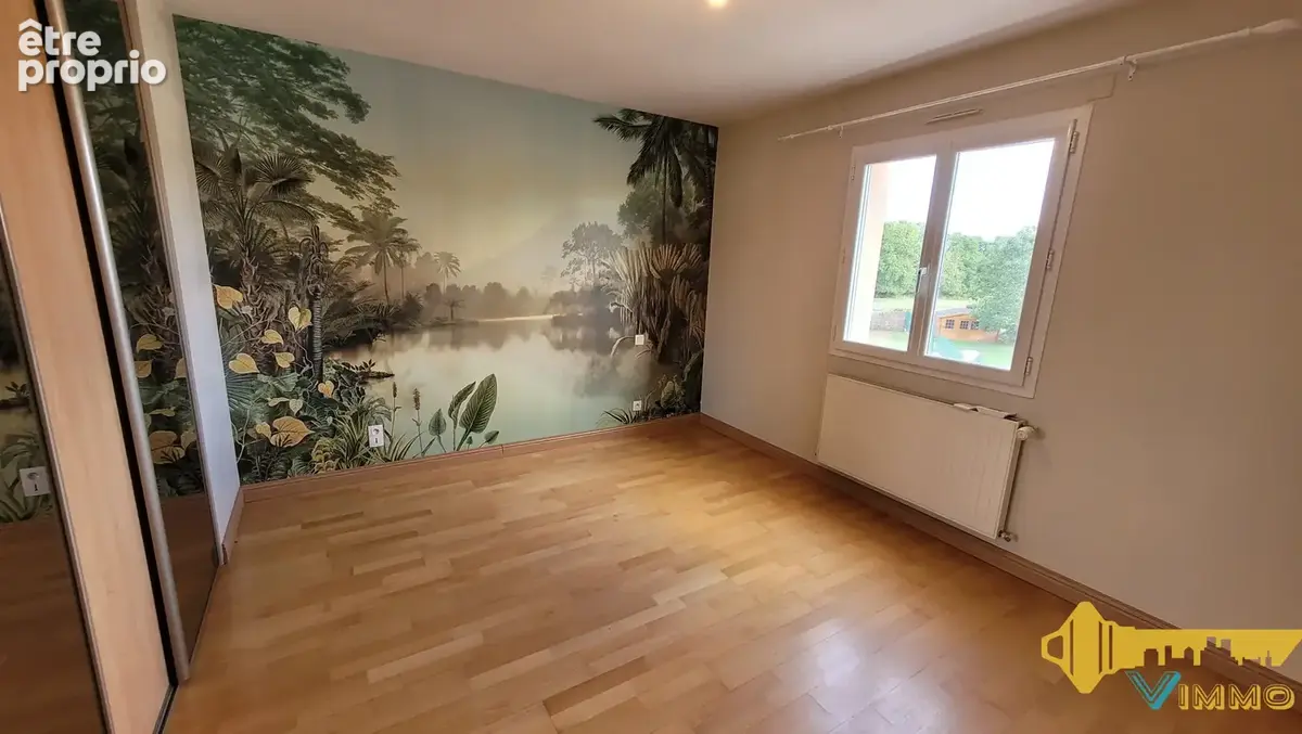 Maison familiale 4ch 1 bureau 1 salle Spa avec 2 garages et jardin - photo 5