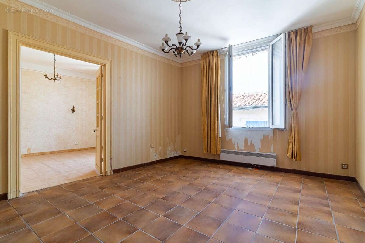 Maison à SAINT-GILLES