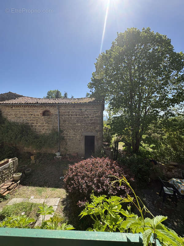 Maison à ISSERTEAUX