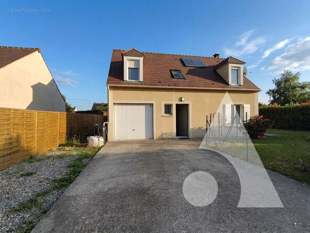 NANTEUIL sans travaux - 4 chambres - garage - photo 12