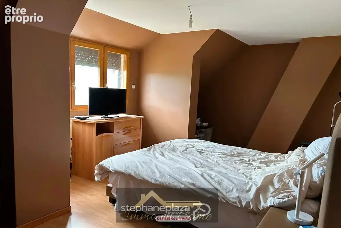 Maison Saint Etienne Du Rouvray 7 pièces180 m² - photo 6