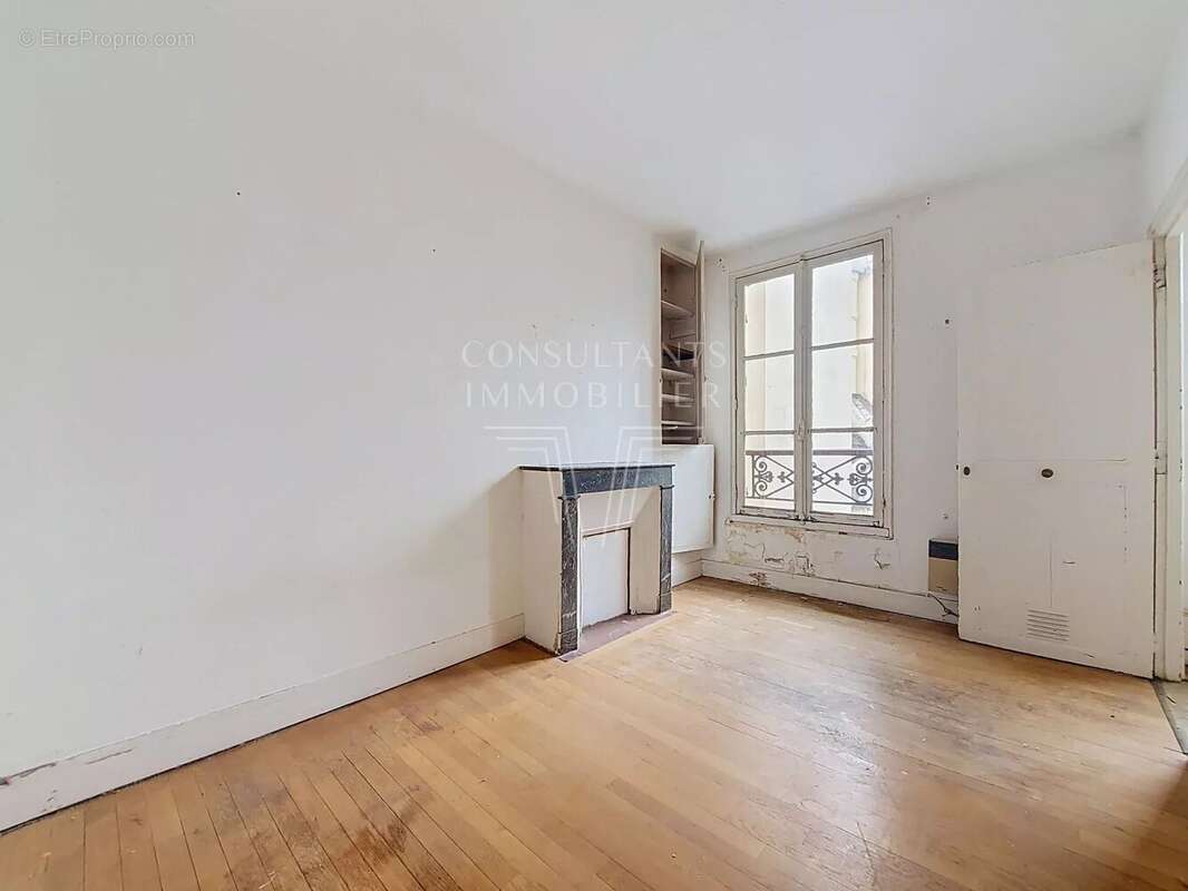 Appartement à PARIS-6E