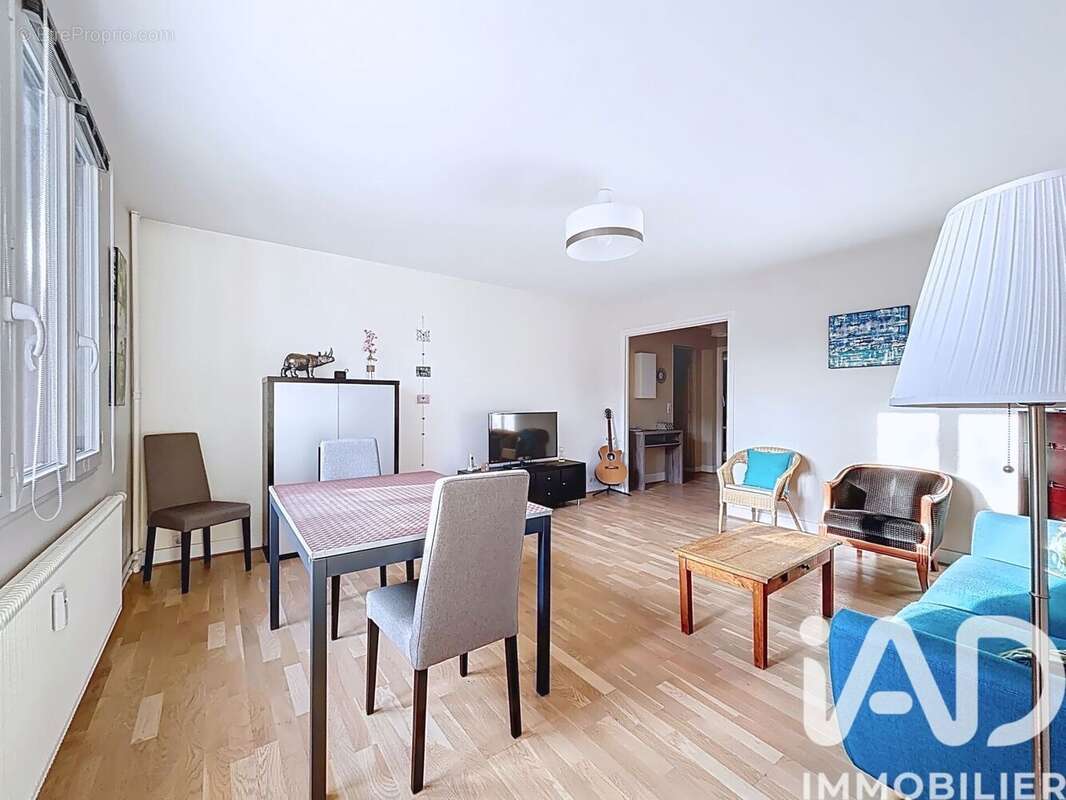 Photo 8 - Appartement à RUEIL-MALMAISON