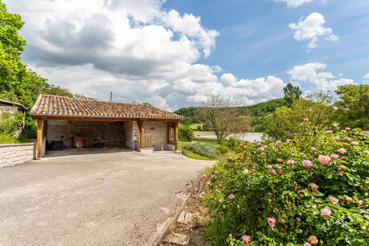 Propriété de campagne avec garage - photo 5
