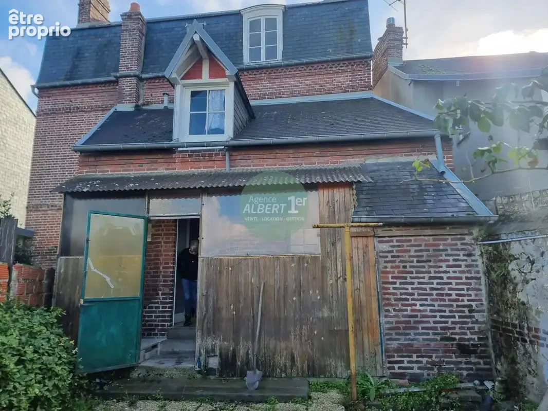 Maison à LA RIVIERE-SAINT-SAUVEUR