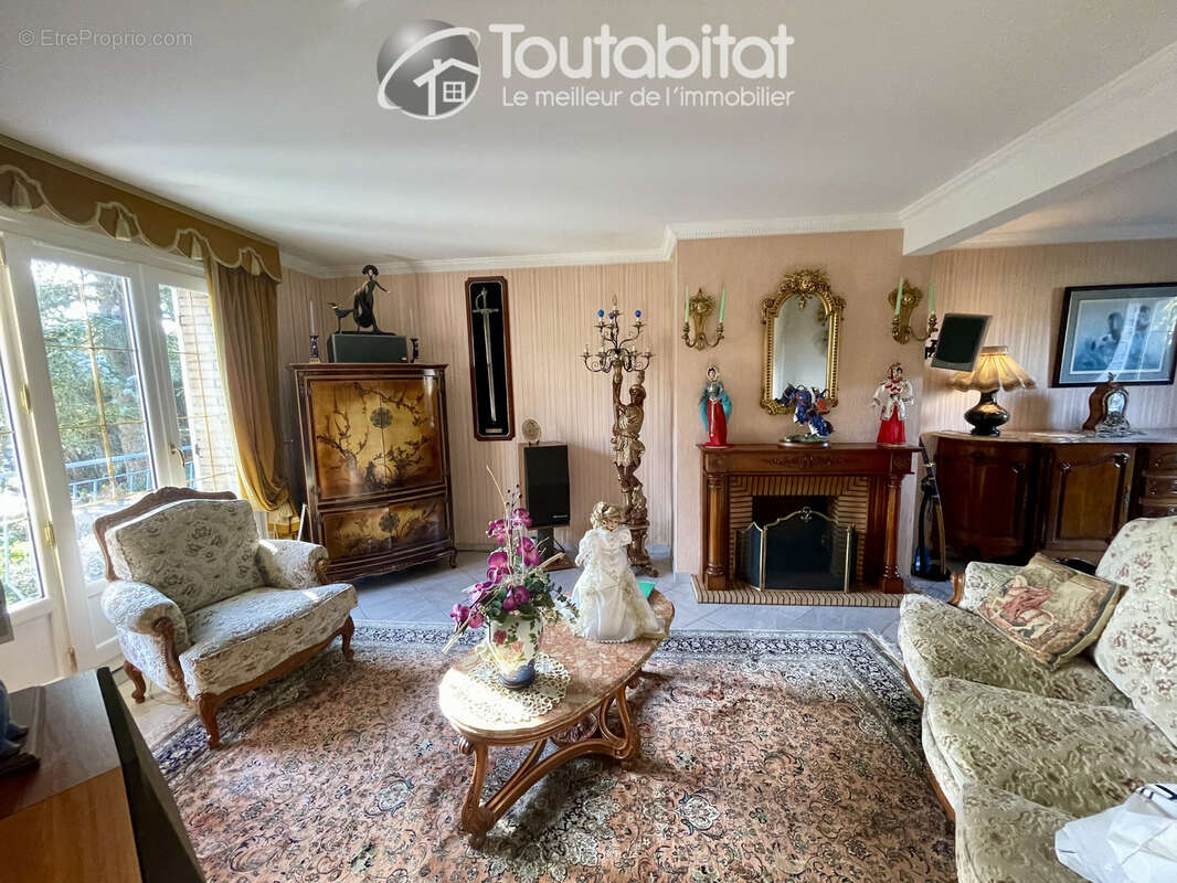 Maison à PRIX-LES-MEZIERES