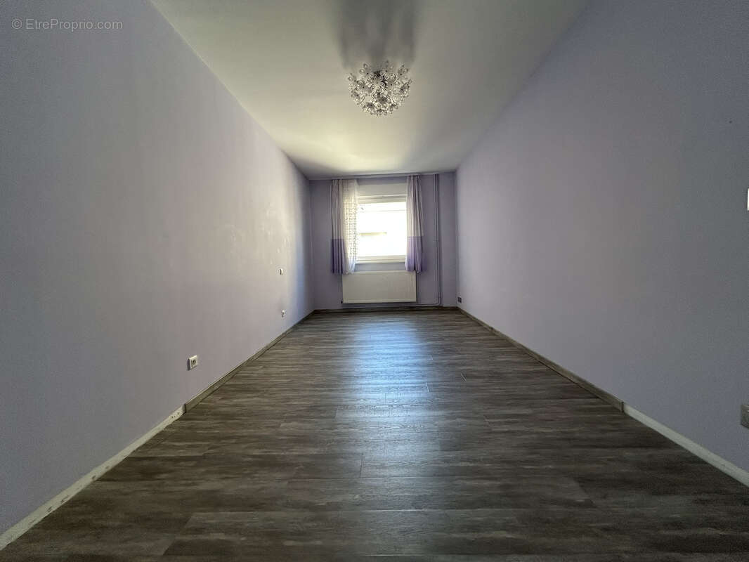 Appartement rénové au centre ville - photo 8