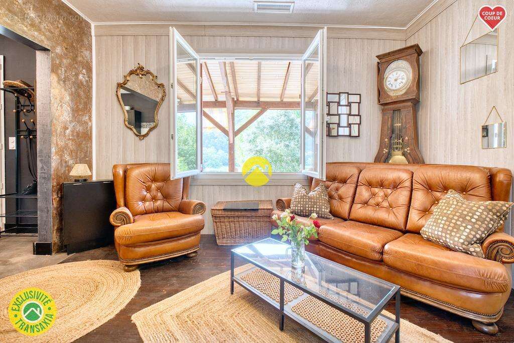 Maison à LES EYZIES-DE-TAYAC-SIREUIL