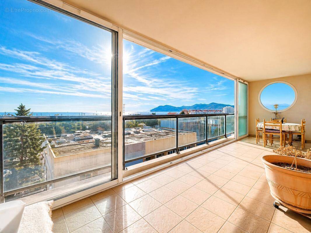 Appartement à CANNES