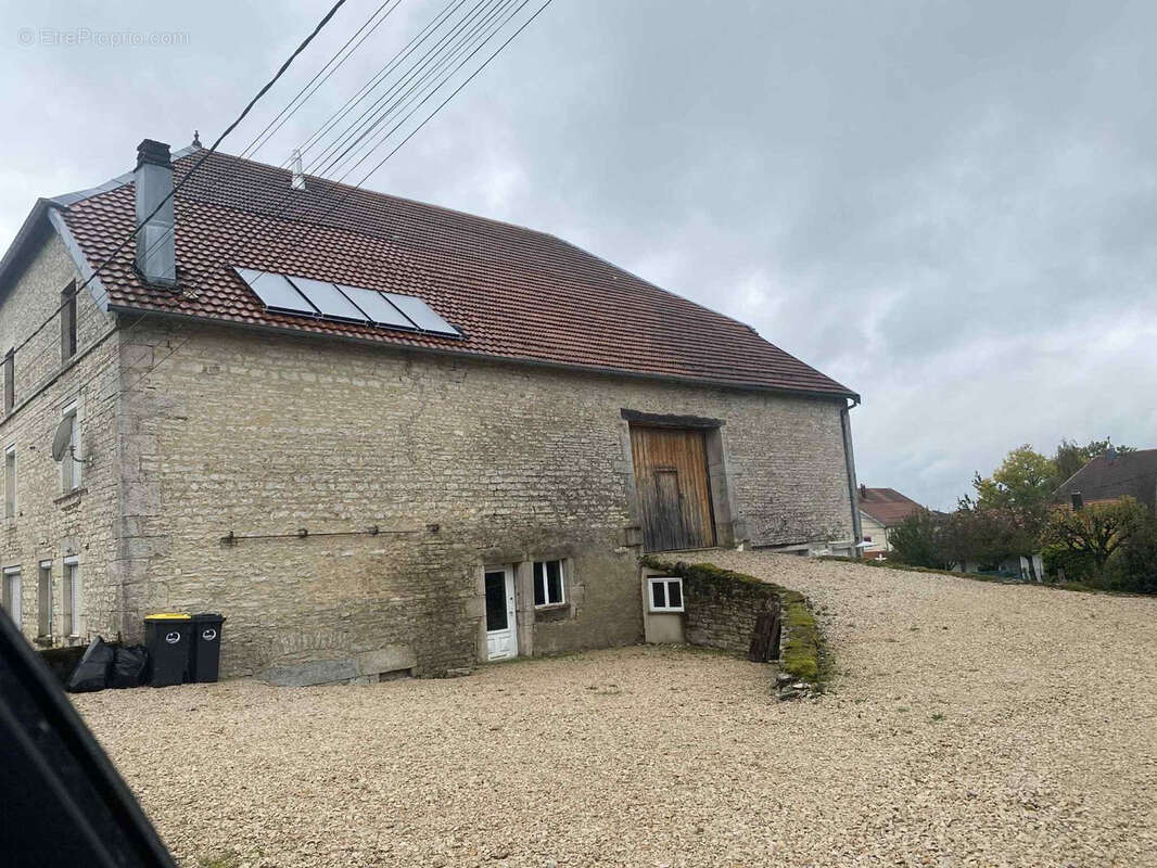 Appartement à VERNIERFONTAINE