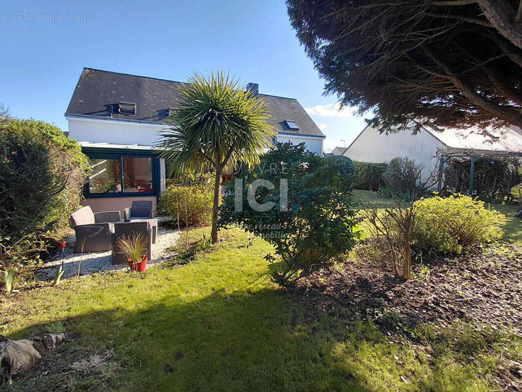 Maison à SAINTE-LUCE-SUR-LOIRE