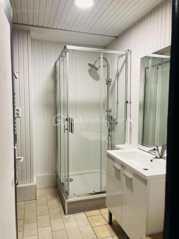 Appartement à MORESTEL