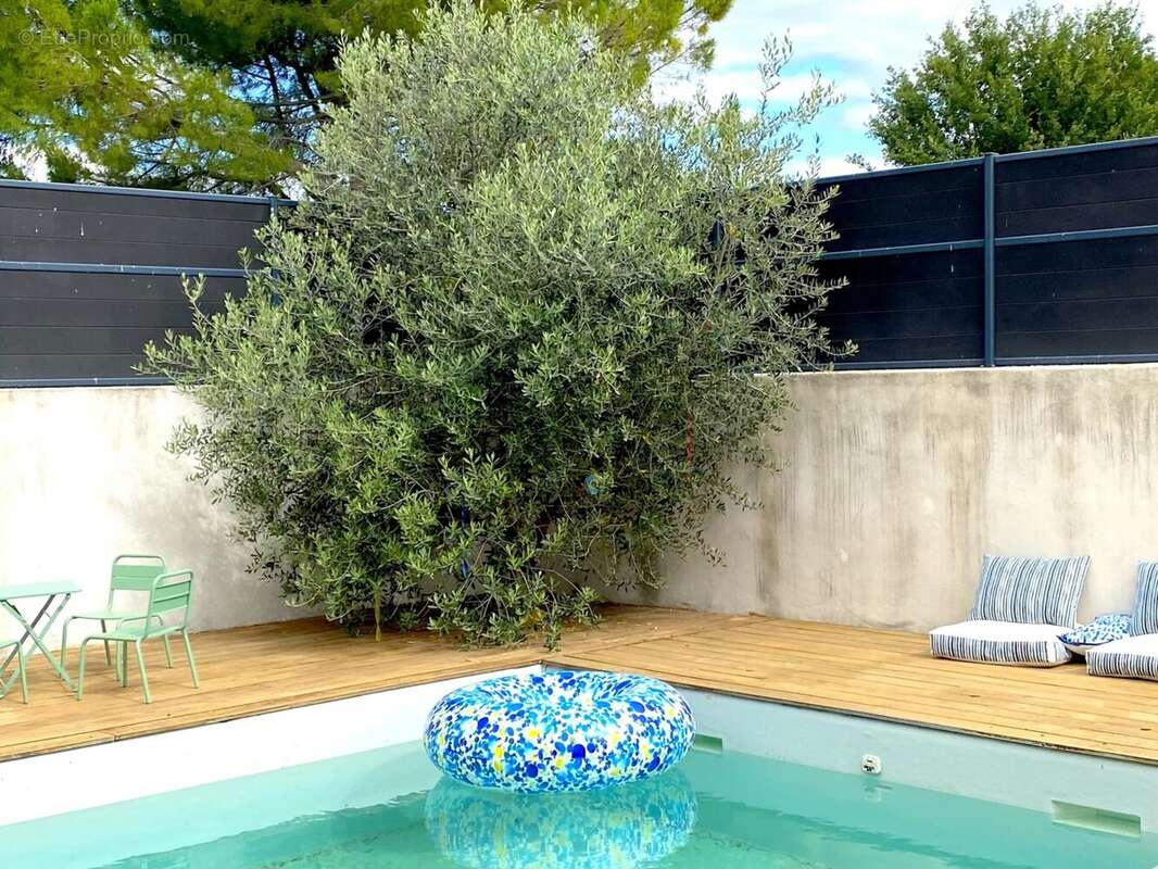 Maison à ALLEGRE-LES-FUMADES