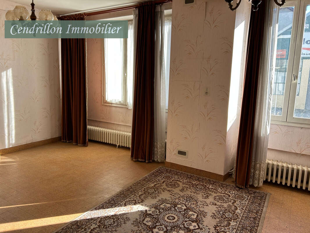 Maison à SAINT-DIZIER-LEYRENNE