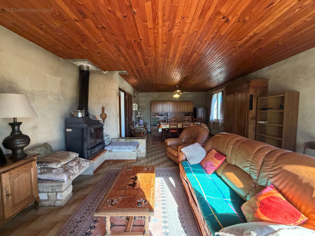 Maison à SERVIERS-ET-LABAUME