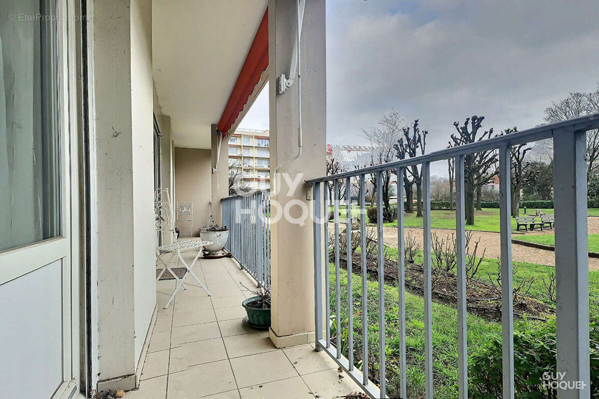Appartement à MAISONS-ALFORT