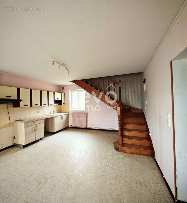 Maison à SAINT-TRIVIER-SUR-MOIGNANS