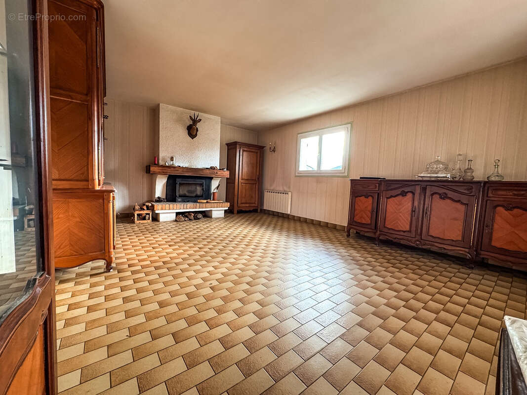 Maison à ONESSE-ET-LAHARIE