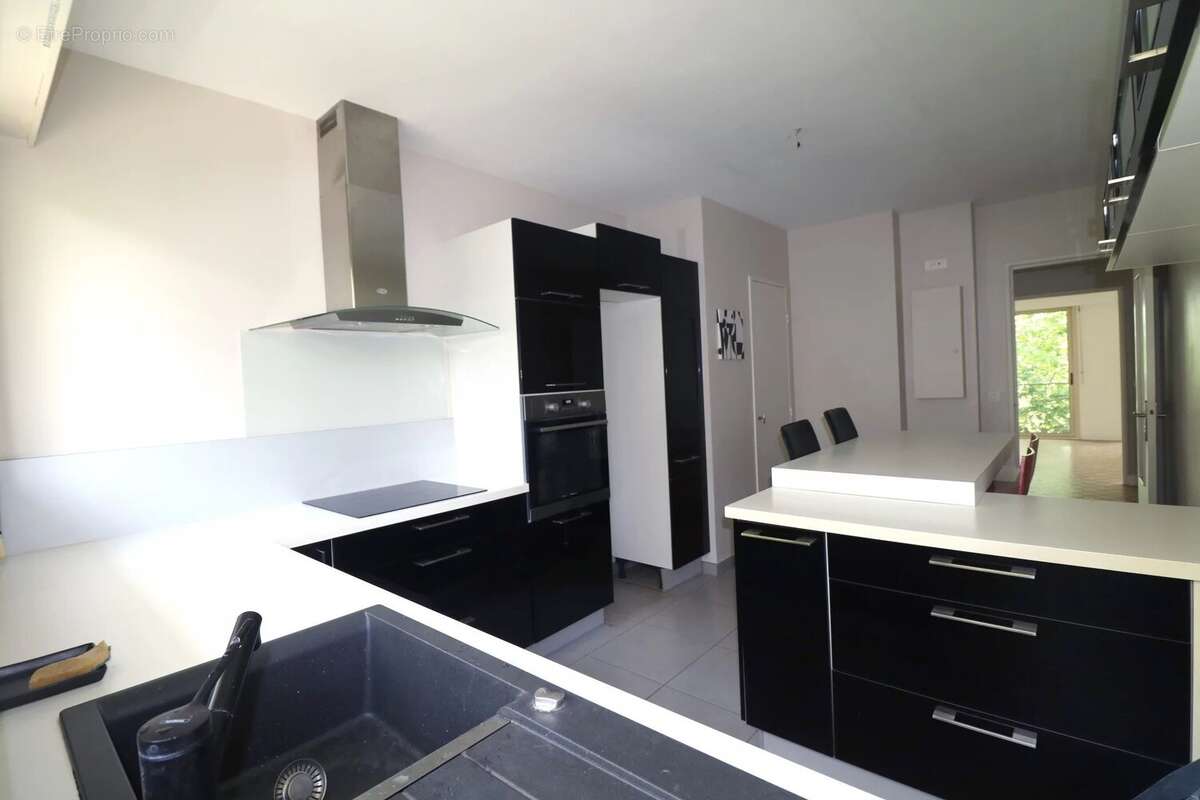 Appartement à VERSAILLES