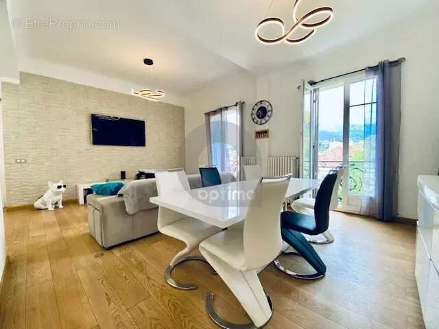 Appartement à MENTON