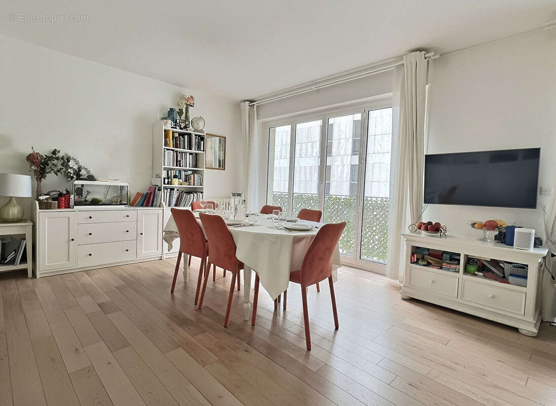 Paris 6e arrondissement - Quartier Luxembourg /Ecole Alsacienne - Appartement familial de 102.43 m2 - photo 2