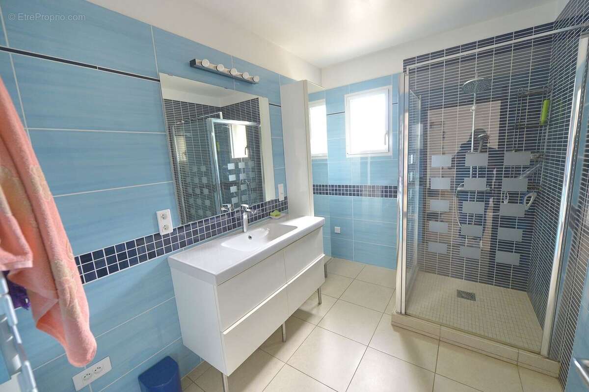 Maison à MESCHERS-SUR-GIRONDE