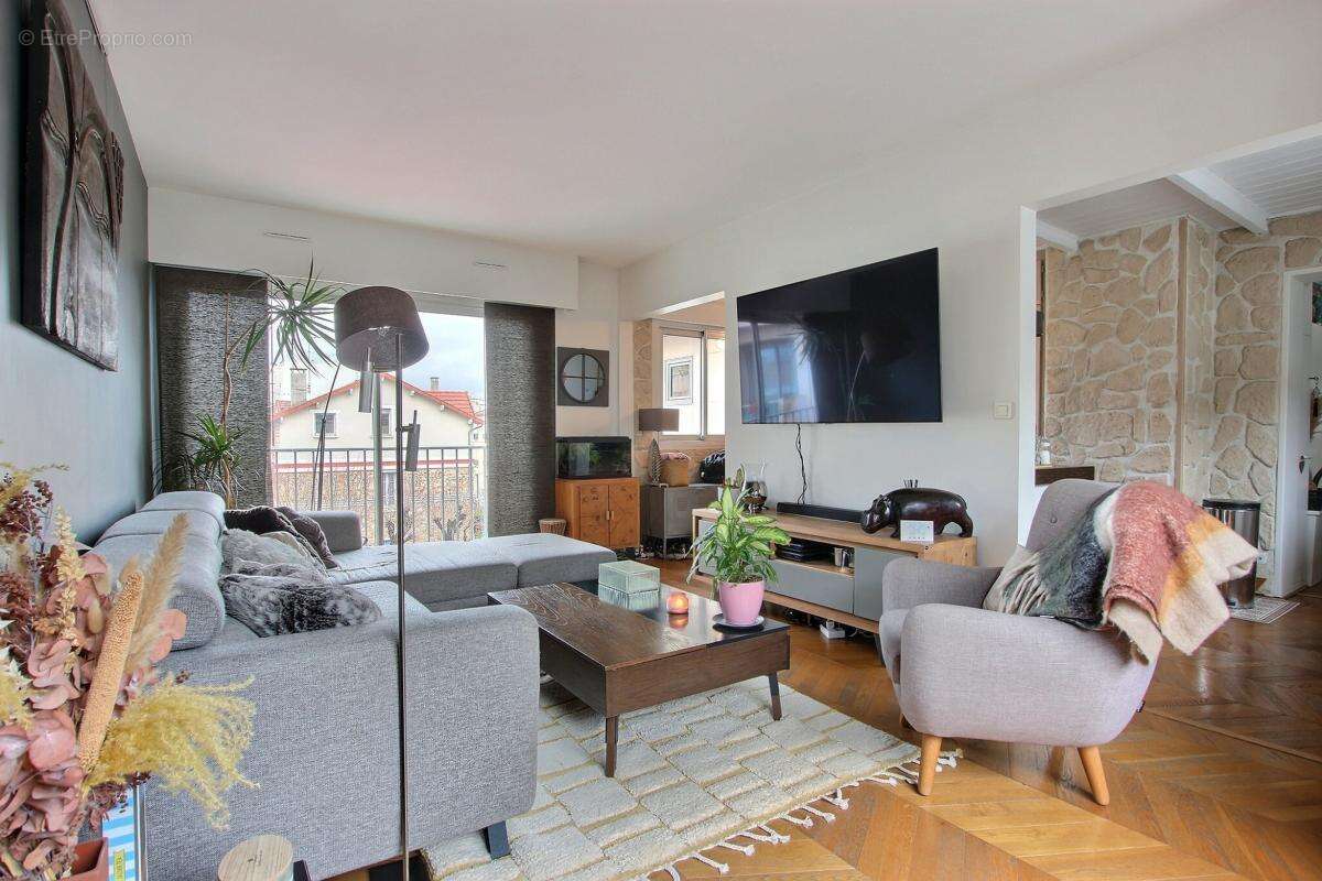 Appartement à COLOMBES
