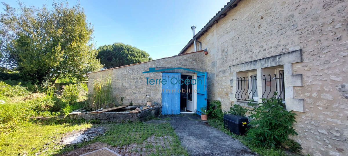 Maison à SAINT-FORT-SUR-GIRONDE