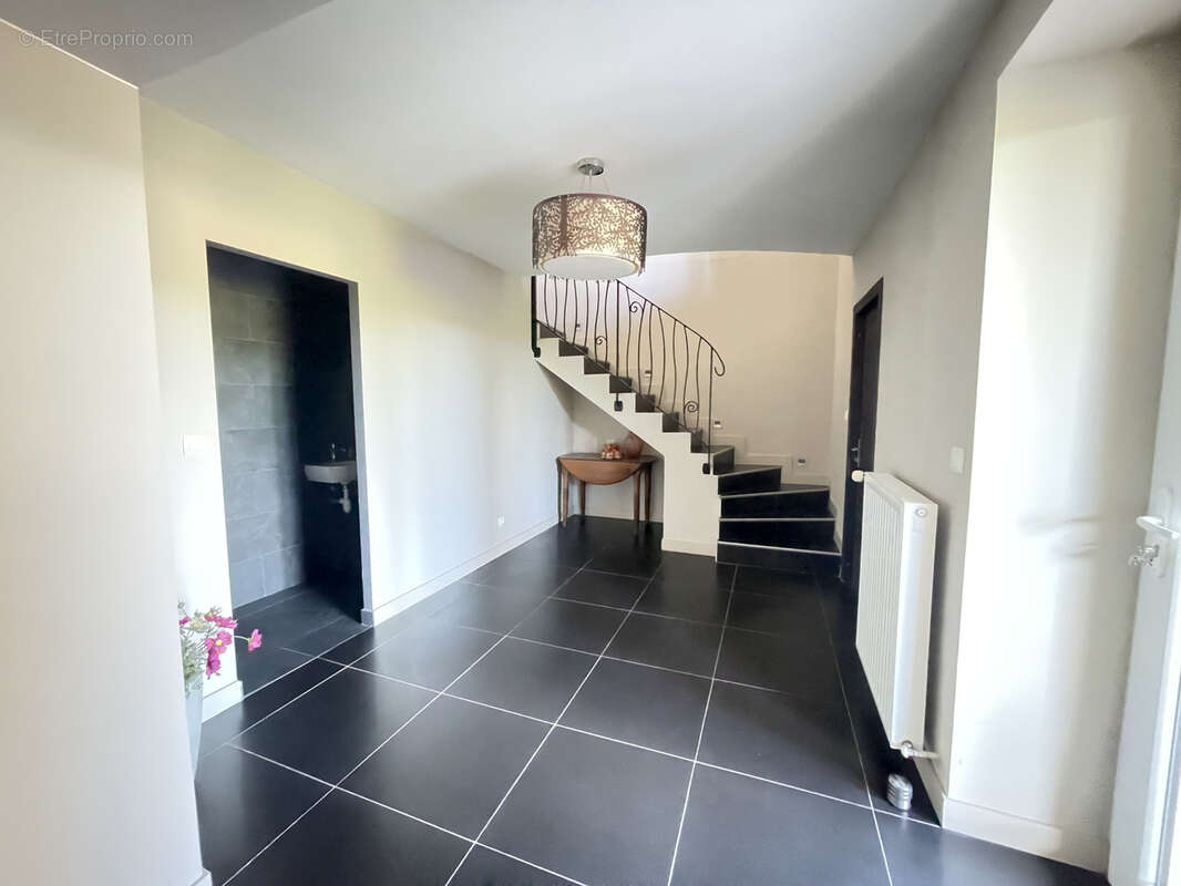 Maison à SAINT-PERAY