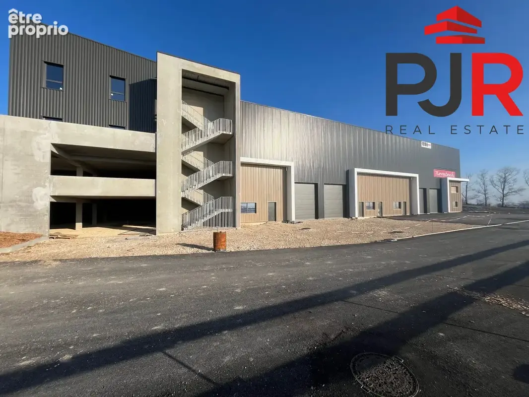 Commerce 1 543 m² à vendre à Ludres (54710) - photo 1