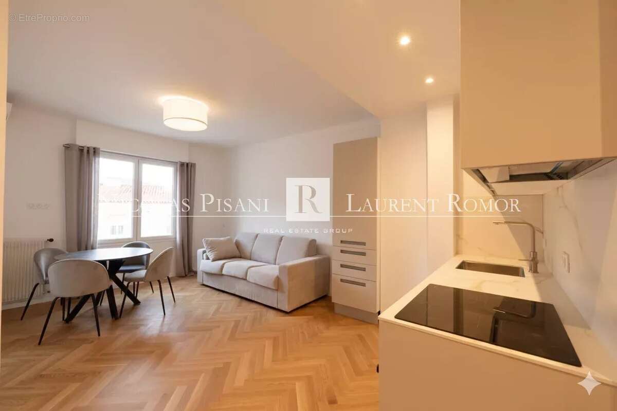 Appartement à BEAULIEU-SUR-MER