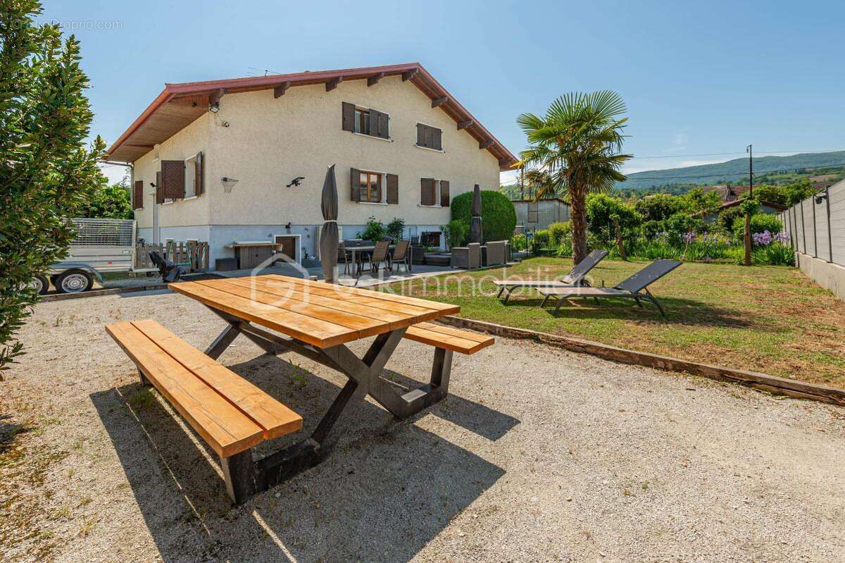 Maison à RUMILLY