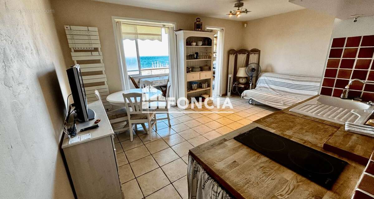 Appartement à SIX-FOURS-LES-PLAGES
