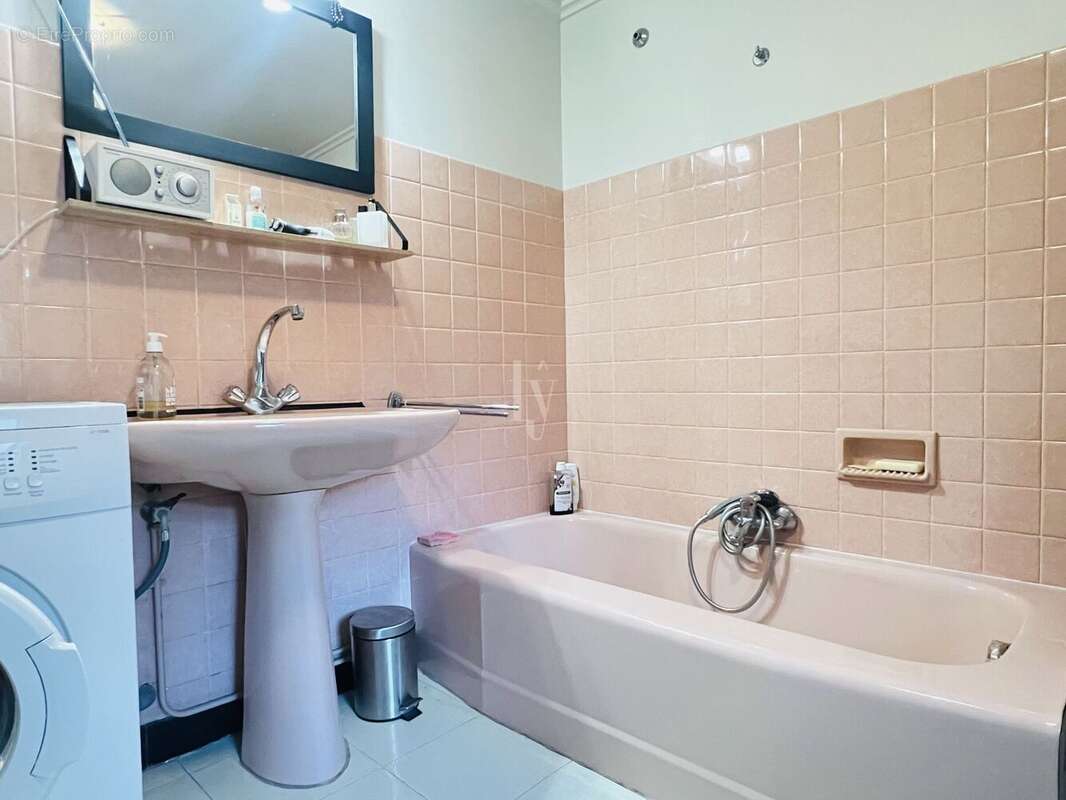 Maison à SAINT-JUNIEN