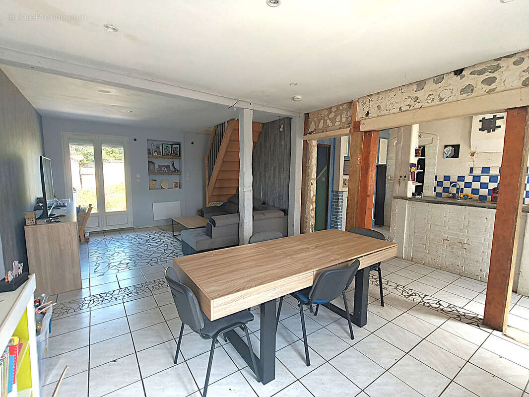 Maison à SANCHEVILLE