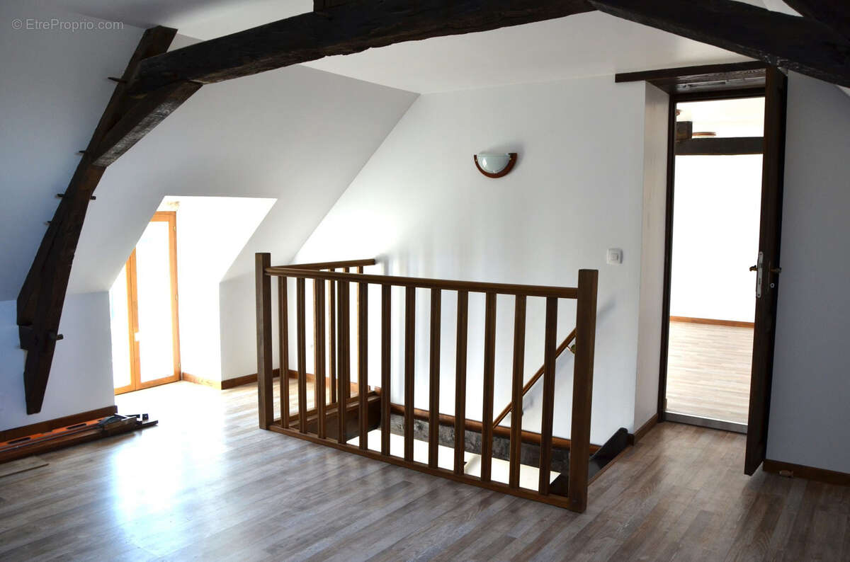 Maison à LE CHATELET