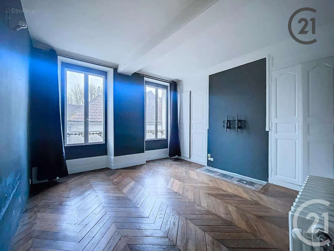 Maison à SENS