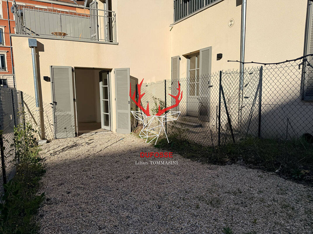 Appartement à TASSIN-LA-DEMI-LUNE