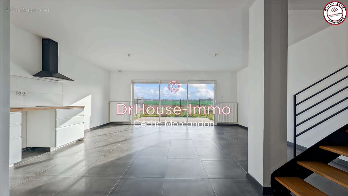 Maison à HUBERT-FOLIE