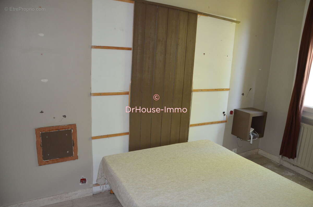 Commerce 1815 m² à Draguignan  - photo 6