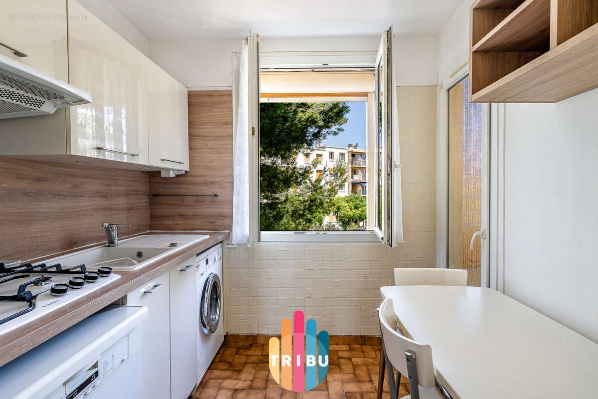 Appartement à MARSEILLE-9E